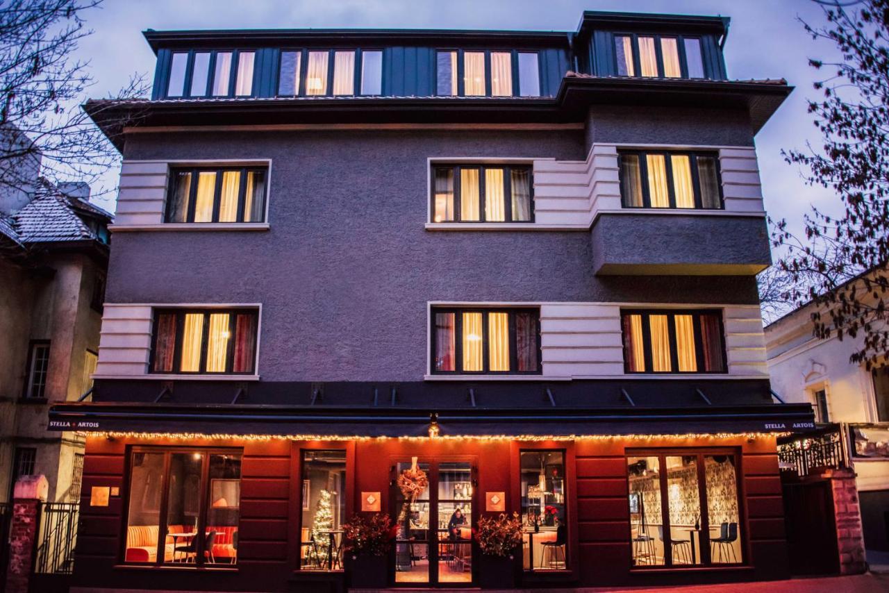 The Embassy Suites Sofia Exterior photo